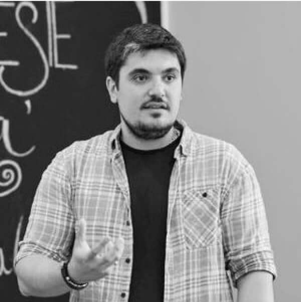 Bogdan Zaharia | Co-founder Data Revolt Agency
